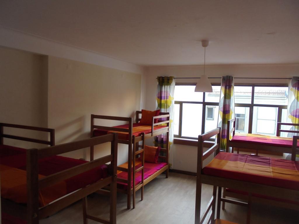 Sport Hostel In Porto Phòng bức ảnh